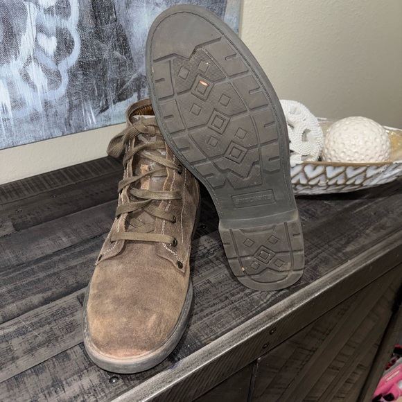Skechers Men's brown suede chukka boots SZ 10.5 - Picture 11 of 12